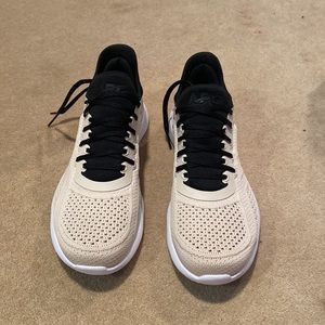 NWB APL Techloom Tracer Beach/Black/White